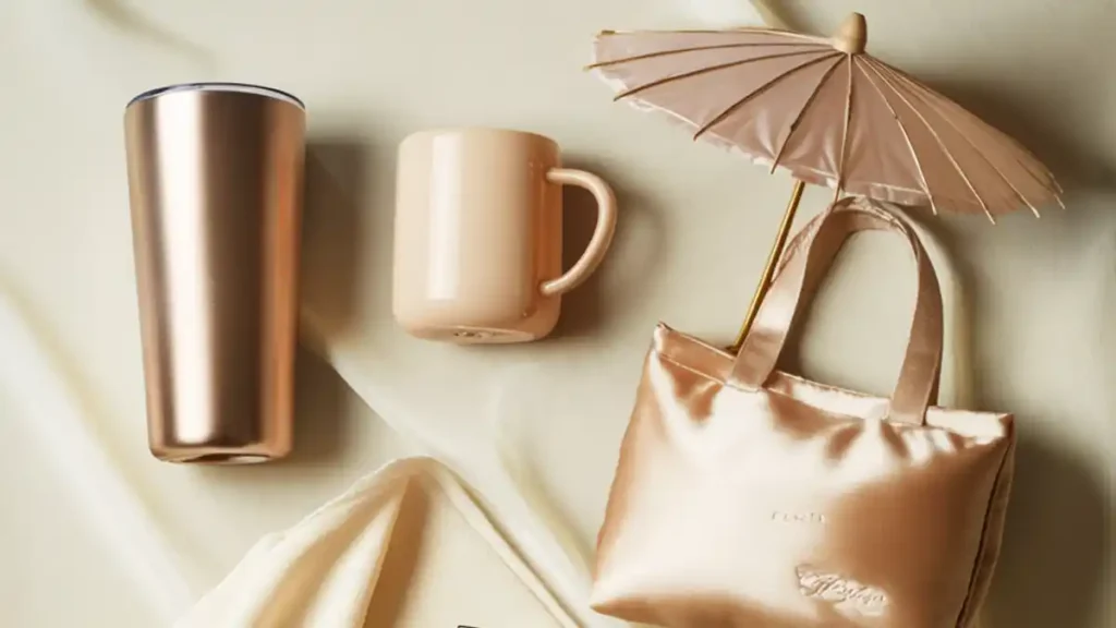 7종으로 구성된 성형외과 판촉물 제작 MD 추천 플랫레이